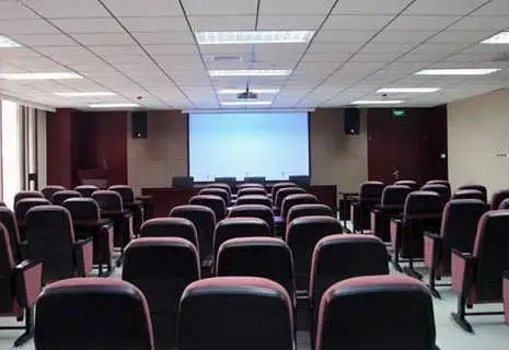 南山大新鲤鱼门前海湾地铁站附近投影仪幕布安装 投影仪销售维修