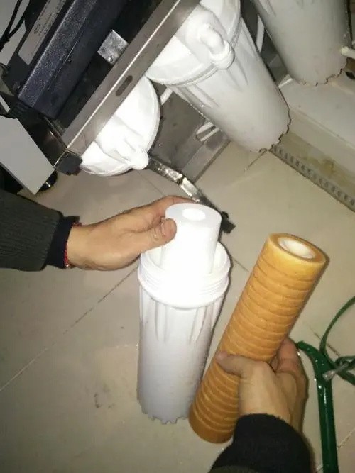 深圳滨特尔净水器上门安装维修，大型饮水机本地更换管线