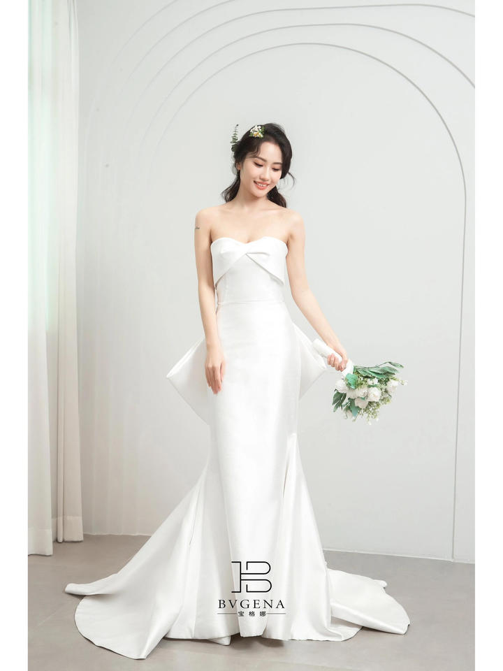 BVGENA|缎面蝴蝶结婚纱