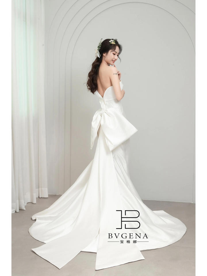 BVGENA|缎面蝴蝶结婚纱